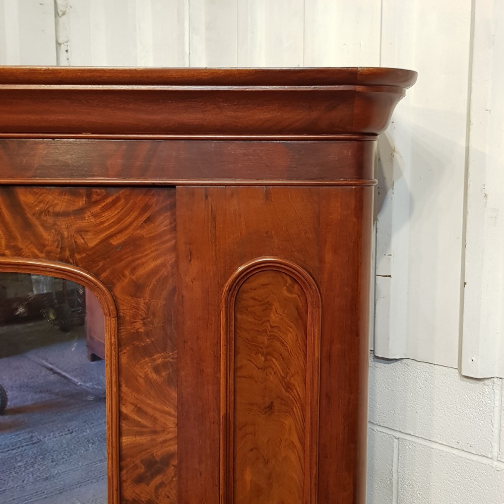 ANTIQUE VICTORIAN MAHOGANY SINGLE WARDROBE C1880 View III