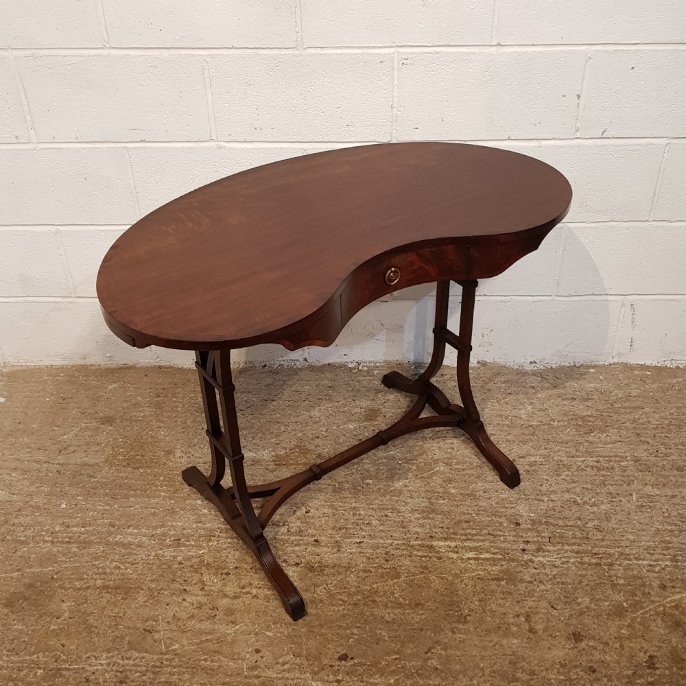ANTIQUE EDWARDIAN MAHOGANY KIDNEY SHAPED WRITING TABLE C1900 View V