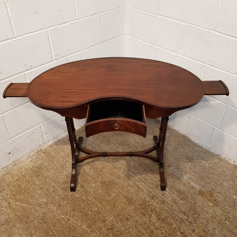 ANTIQUE EDWARDIAN MAHOGANY KIDNEY SHAPED WRITING TABLE C1900 View IX