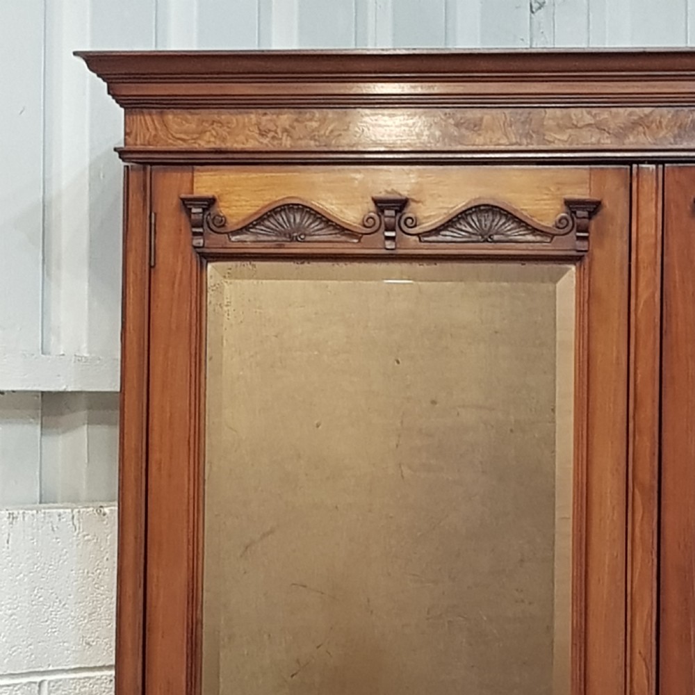 ANTIQUE VICTORIAN WALNUT DOUBKE WARDROBE C1880 View VI