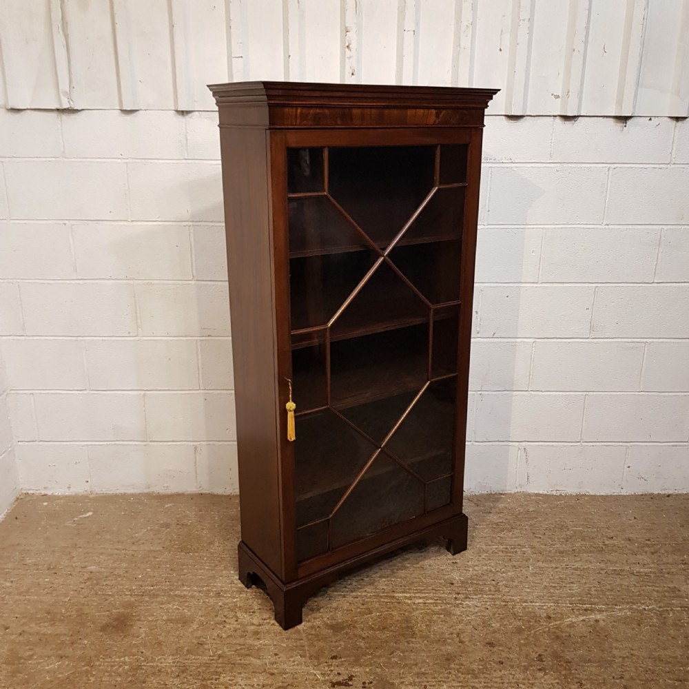 ANTIQUE EDWARDIAN MAHOGANY ASTRAGAL GLAZED BOOKCASE C1900 View V