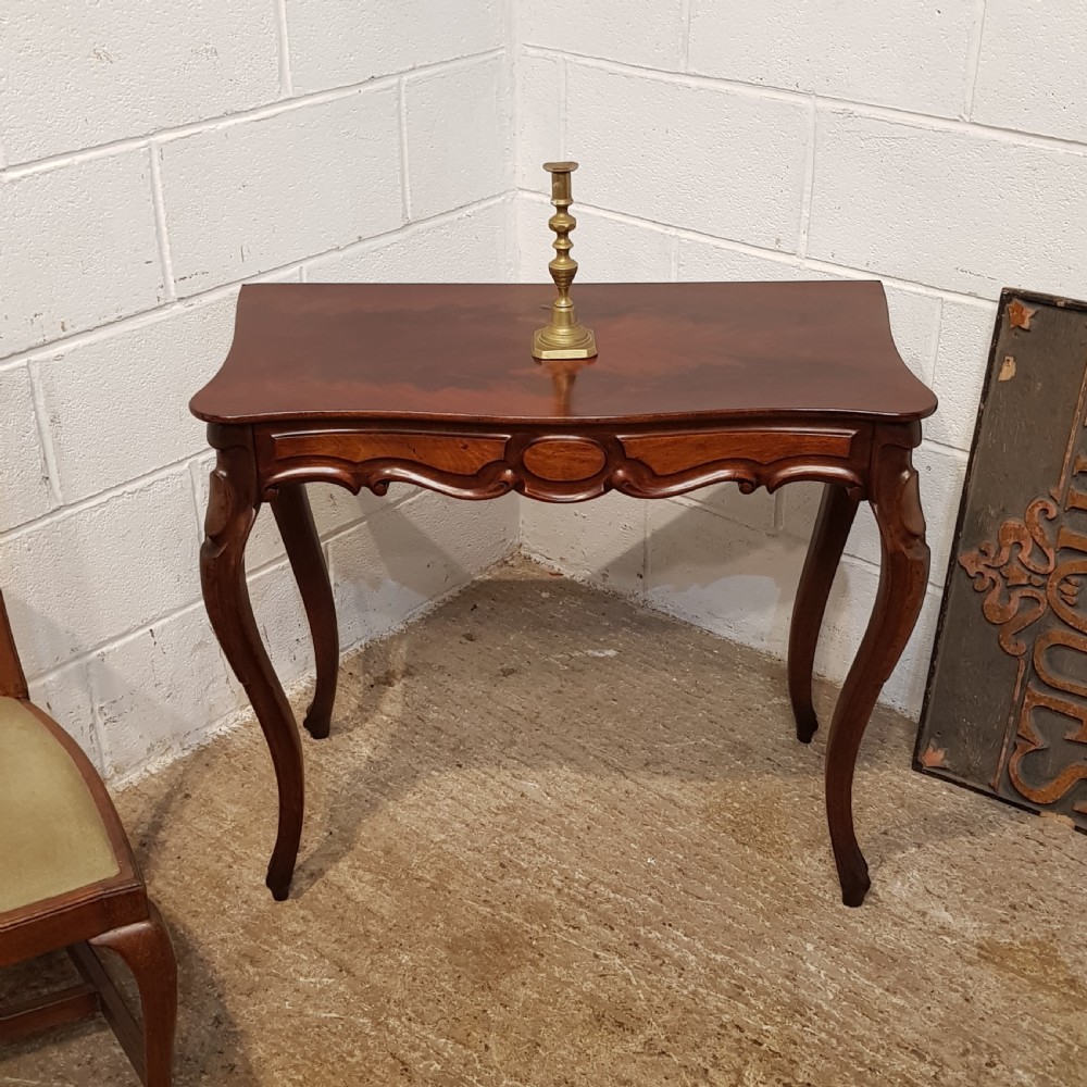 ANTIQUE  19TH CENTURY FRENCH MAHOGANY SERPENTINE SHAPED SIDE TABLE C1880