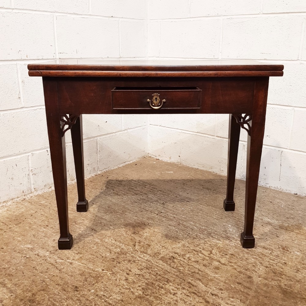 ANTIQUE 18TH CENTURY MAHOGANY FOLD OVER TEA TABLE C1780 View V