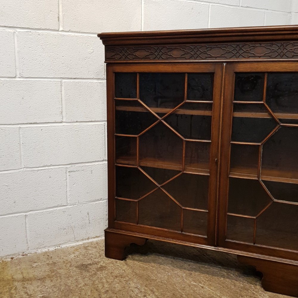 ANTIQUE EDWARDIAN MAHOGANY ASTRAGAL GLAZED BOOKCASE C1900 View VII