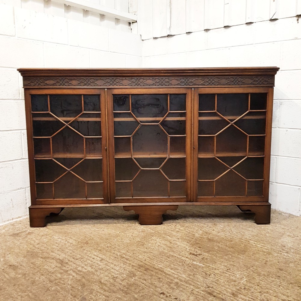 ANTIQUE EDWARDIAN MAHOGANY ASTRAGAL GLAZED BOOKCASE C1900 View VIII