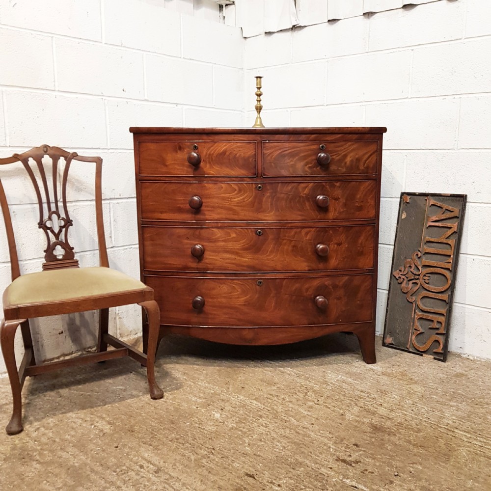 ANTIQUE VICTORIAN MAHOGANY BOW FRONT CHEST OF DRAWERS C1880