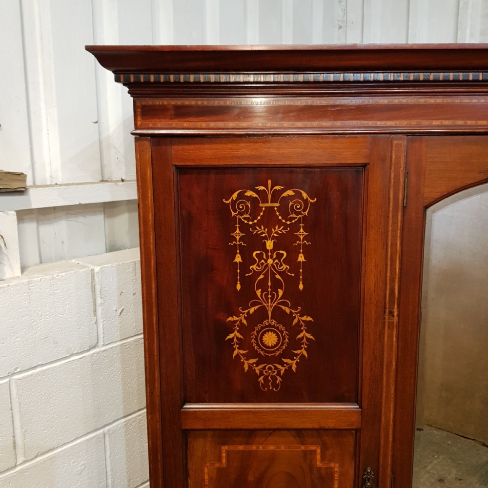 ANTIQUE EDWARDIAN INLAID MAHOGANY TRIPLE WARDROBE C1900 View III