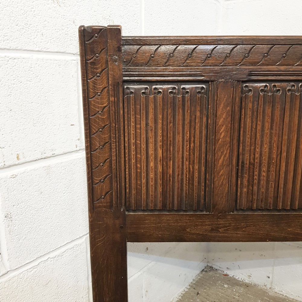 ANTIQUE PAIR EDWARDIAN CARVED OAK LINENFOLD SINGLE BEDS C1900 View VII