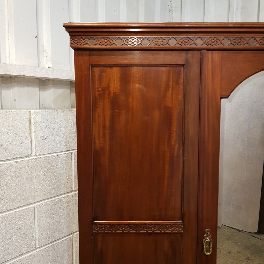 ANTIQUE EDWARDIAN MAHOGANY DOUBLE WARDROBE C1900 View VIII
