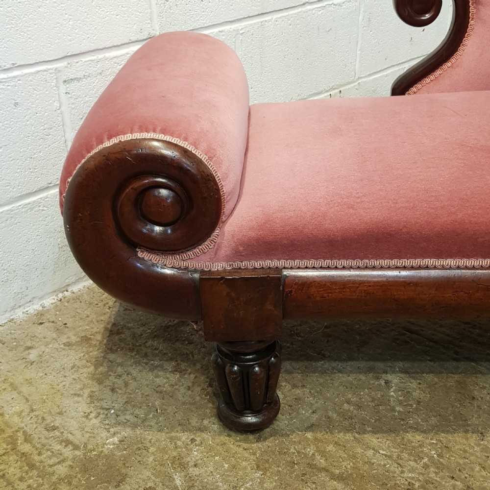 ANTIQUE WILLIAM 1V CUBAN MAHOGANY SHOW FRAME CHAISE LONGUE C1830 View IV