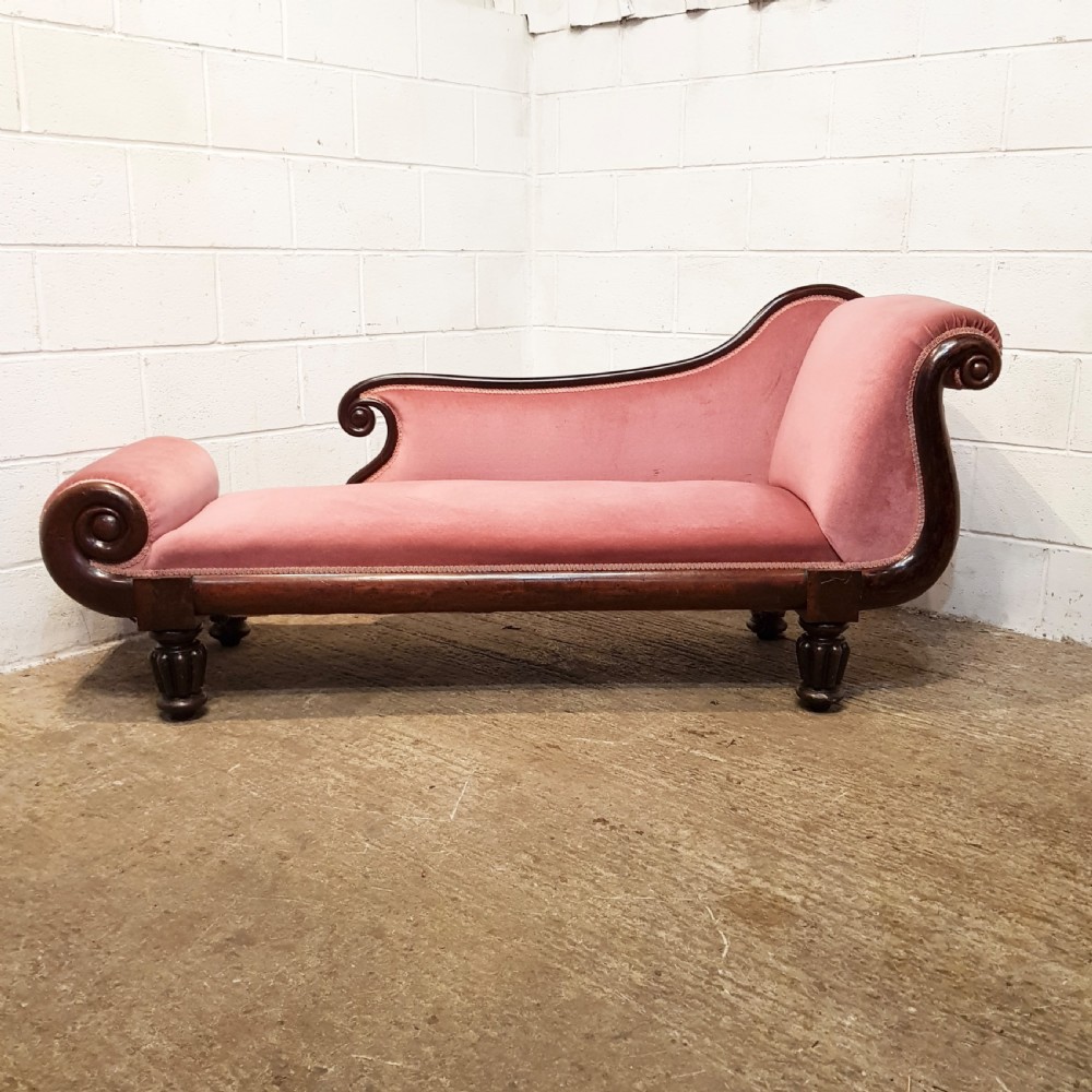 ANTIQUE WILLIAM 1V CUBAN MAHOGANY SHOW FRAME CHAISE LONGUE C1830 View V