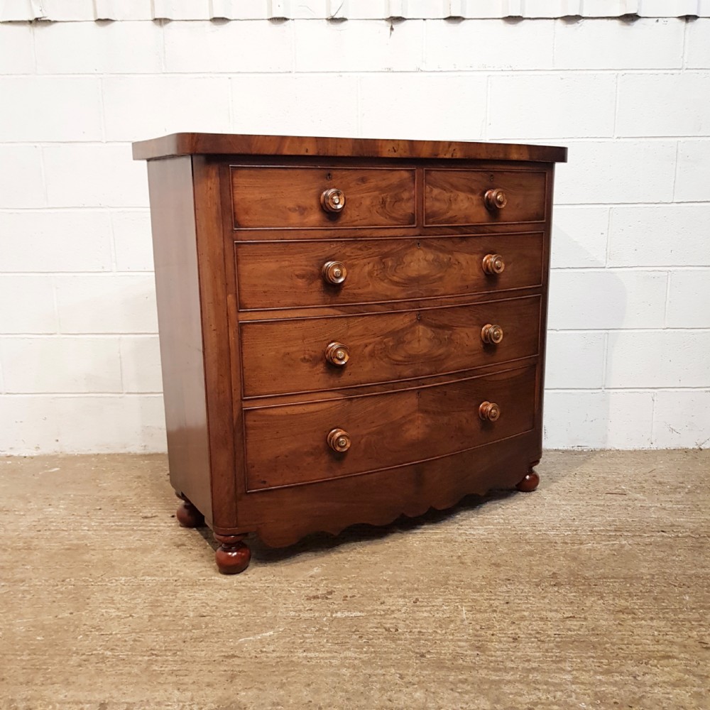 ANTIQUE VICTORIAN MAHOGANY BOW FRONT CHEST OF DRAWERS C1880 View II