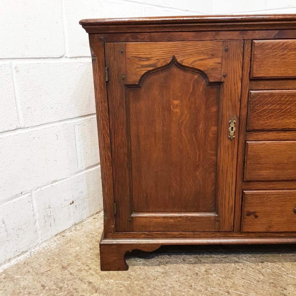 ANTIQUE EARLY 19TH CENTURY SMALL OAK DRESSER BASE C1810-20 View IV