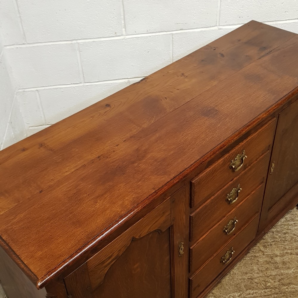 ANTIQUE EARLY 19TH CENTURY SMALL OAK DRESSER BASE C1810-20 View VII