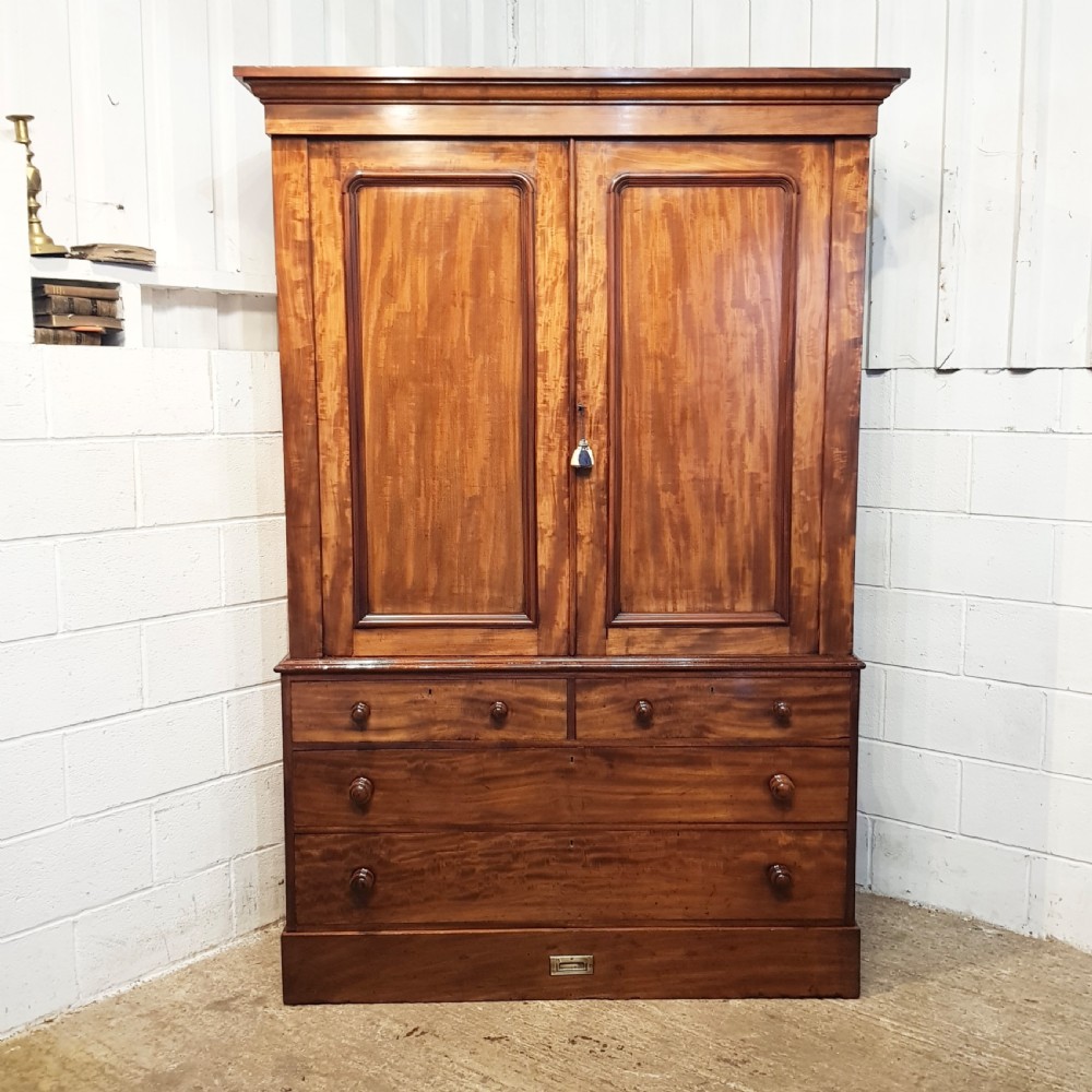 ANTIQUE VICTORIAN MAHOGANY LINEN PRESS C1880 View VIII