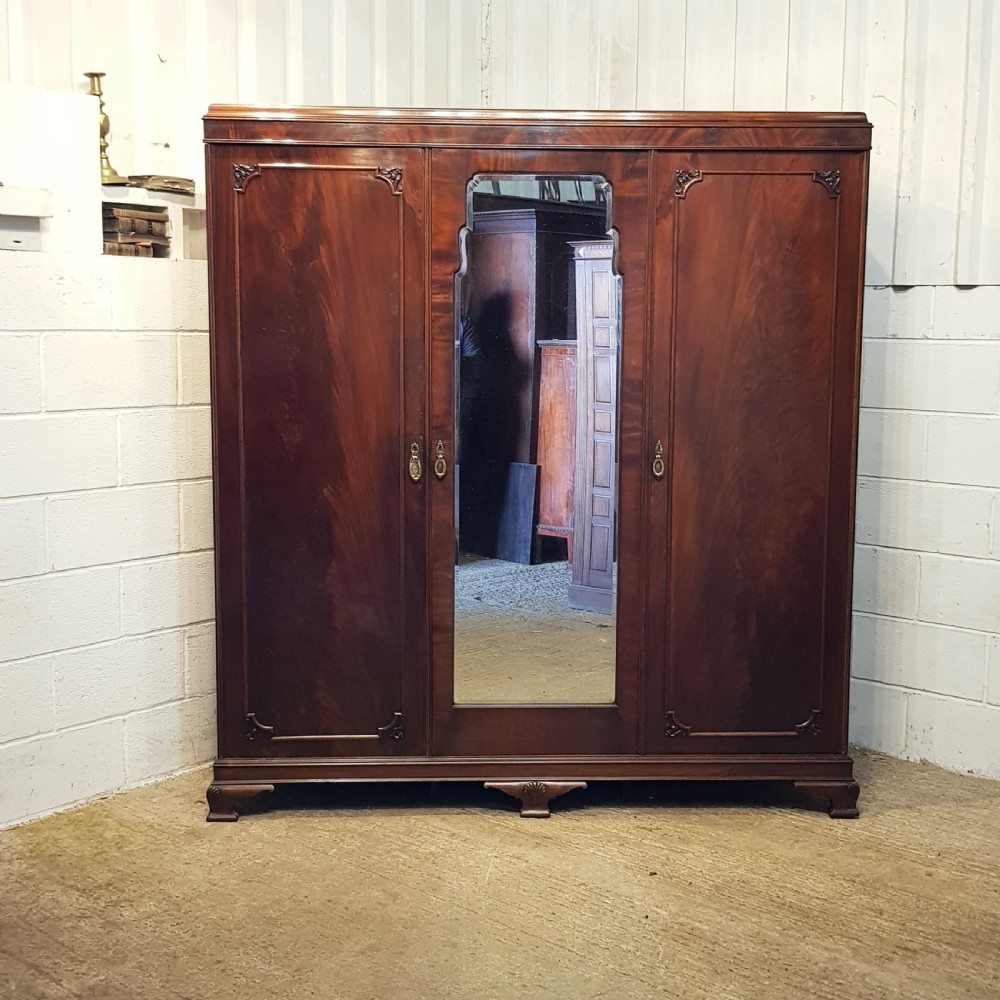 ANTIQUE  EDWARDIAN MAHOGANY TRIPLE WARDROBE  with secret drawer C1900 View IX