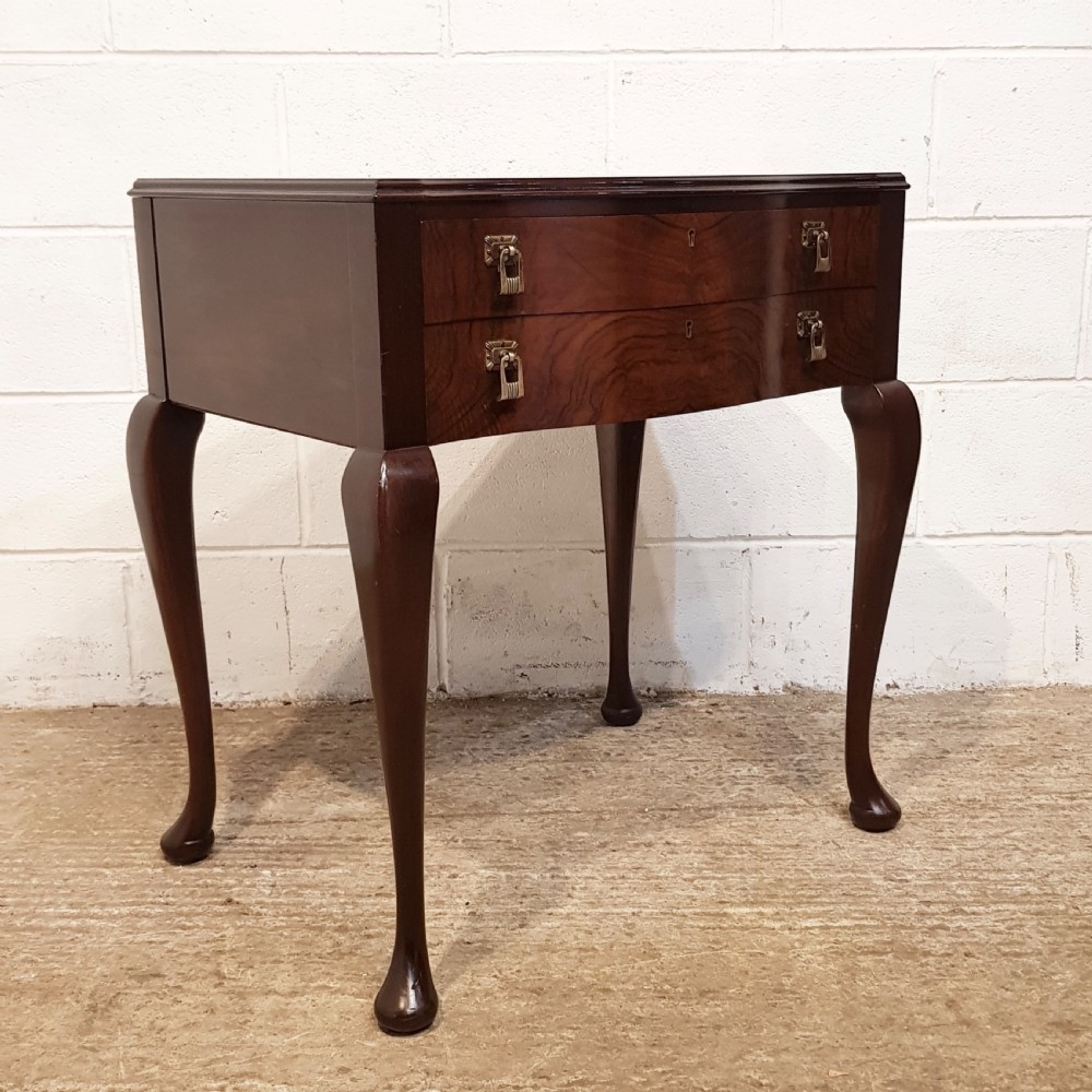 ANTIQUE WALNUT SERPENTINE FRONTED SIDE TABLE C1920 View III