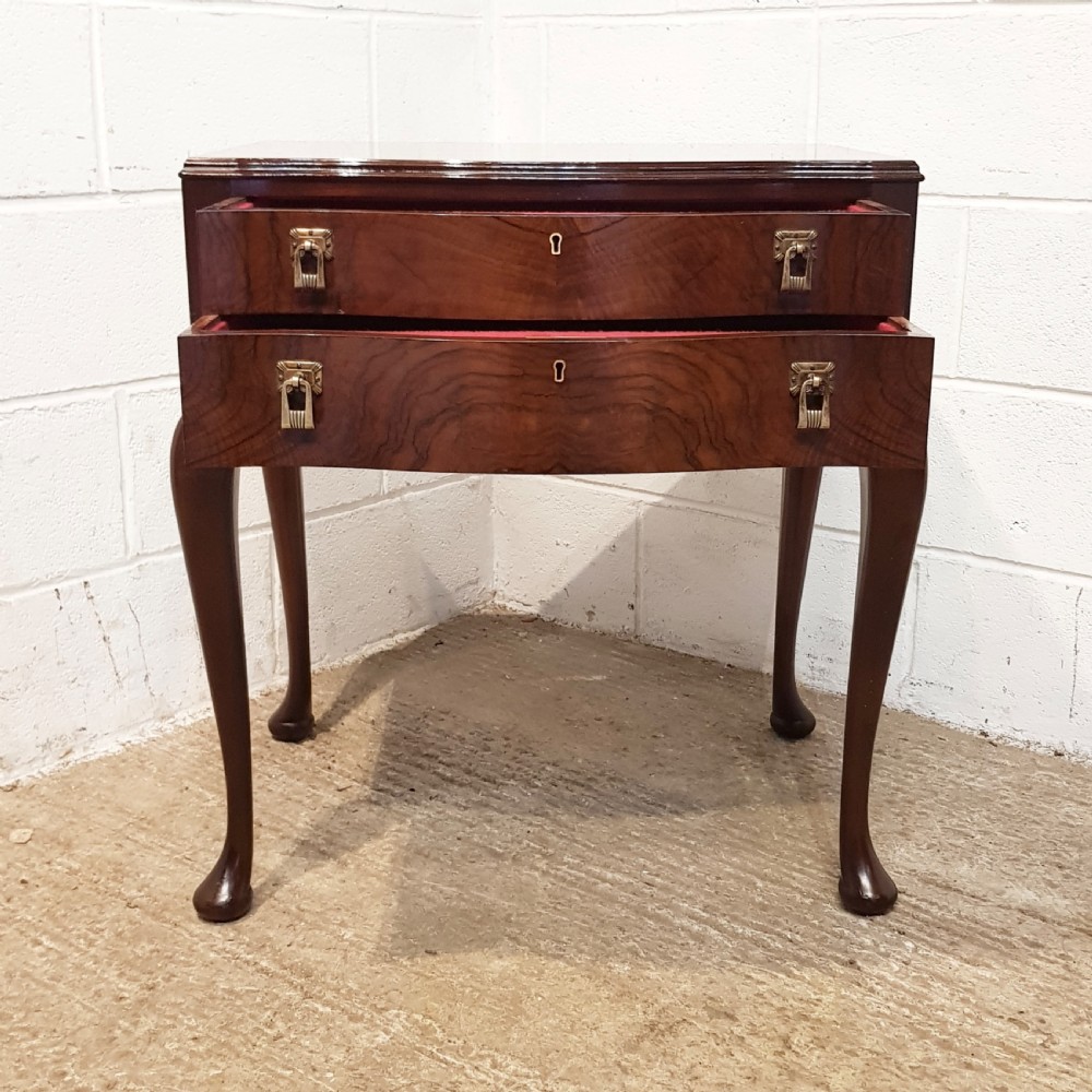 ANTIQUE WALNUT SERPENTINE FRONTED SIDE TABLE C1920 View VI