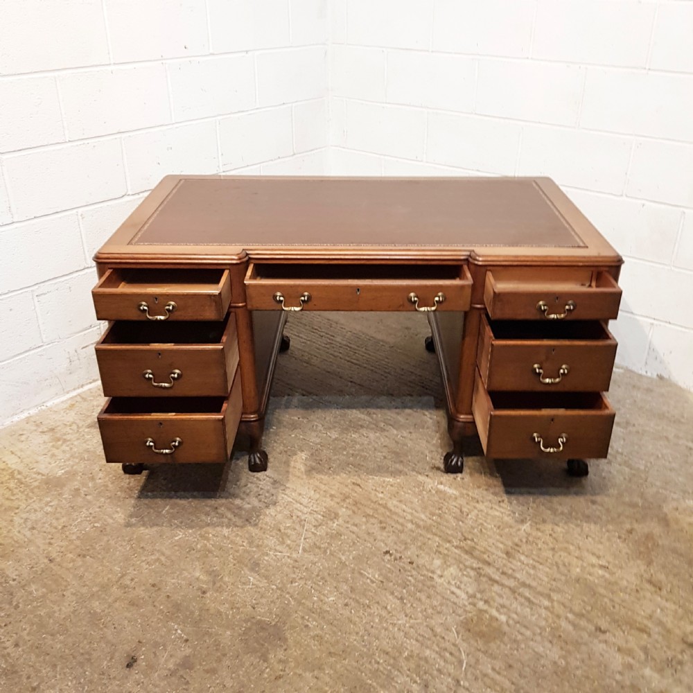 ANTIQUE LARGE MAHOGANY LEATHER TOP PEDESTAL DESK C1920 View V