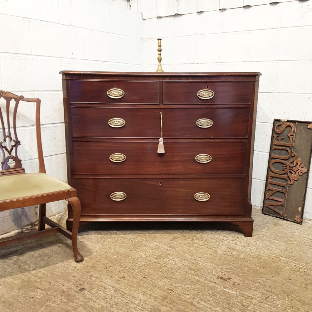 ANTIQUE REGENCY MAHOGANY CHEST OF DRAWERS C1820
