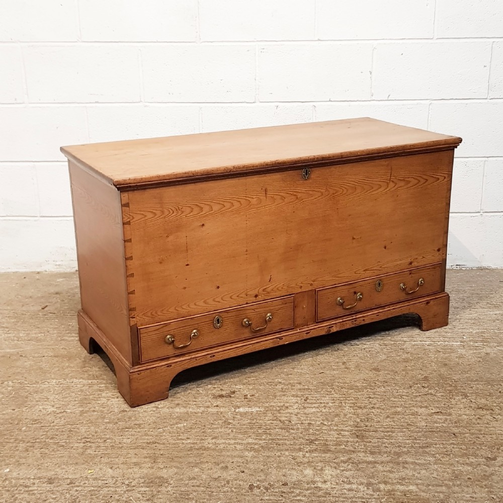 ANTIQUE LATE 18TH  CENTURY PINE BLANKET BOX MULE CHEST C1780 View VIII