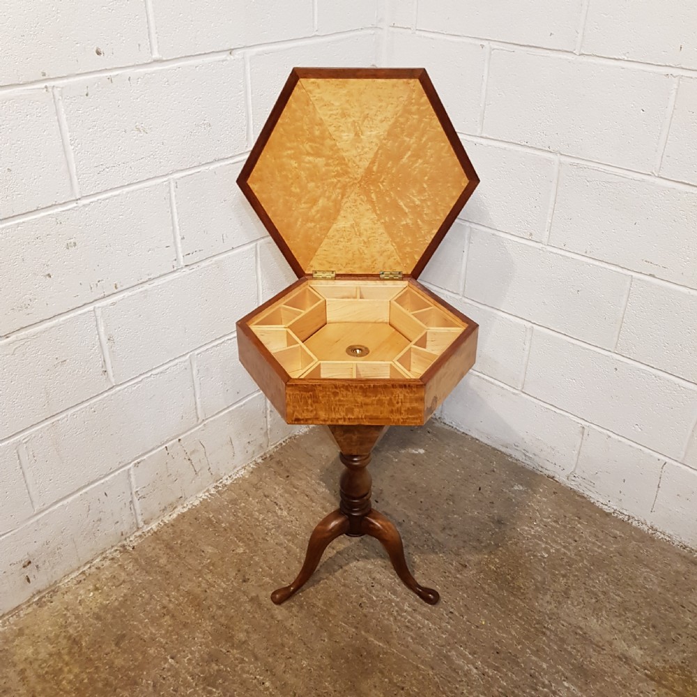 SUPERB ANTIQUE BURR WALNUT WORKBOX C1920 View II