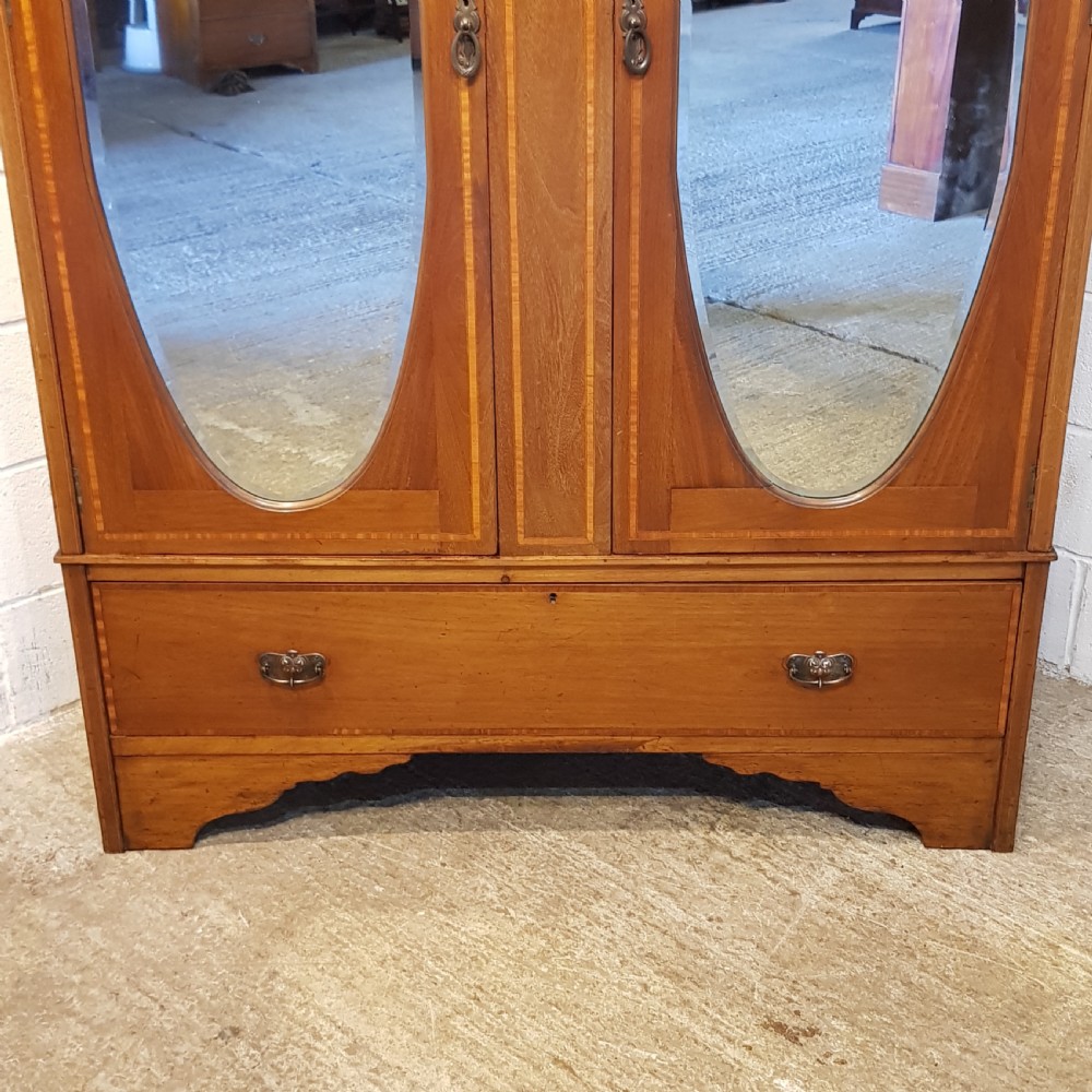 ANTIQUE EDWARDIAN MAHOGANY INLAID DOUBLE WARDROBE C1900 View II