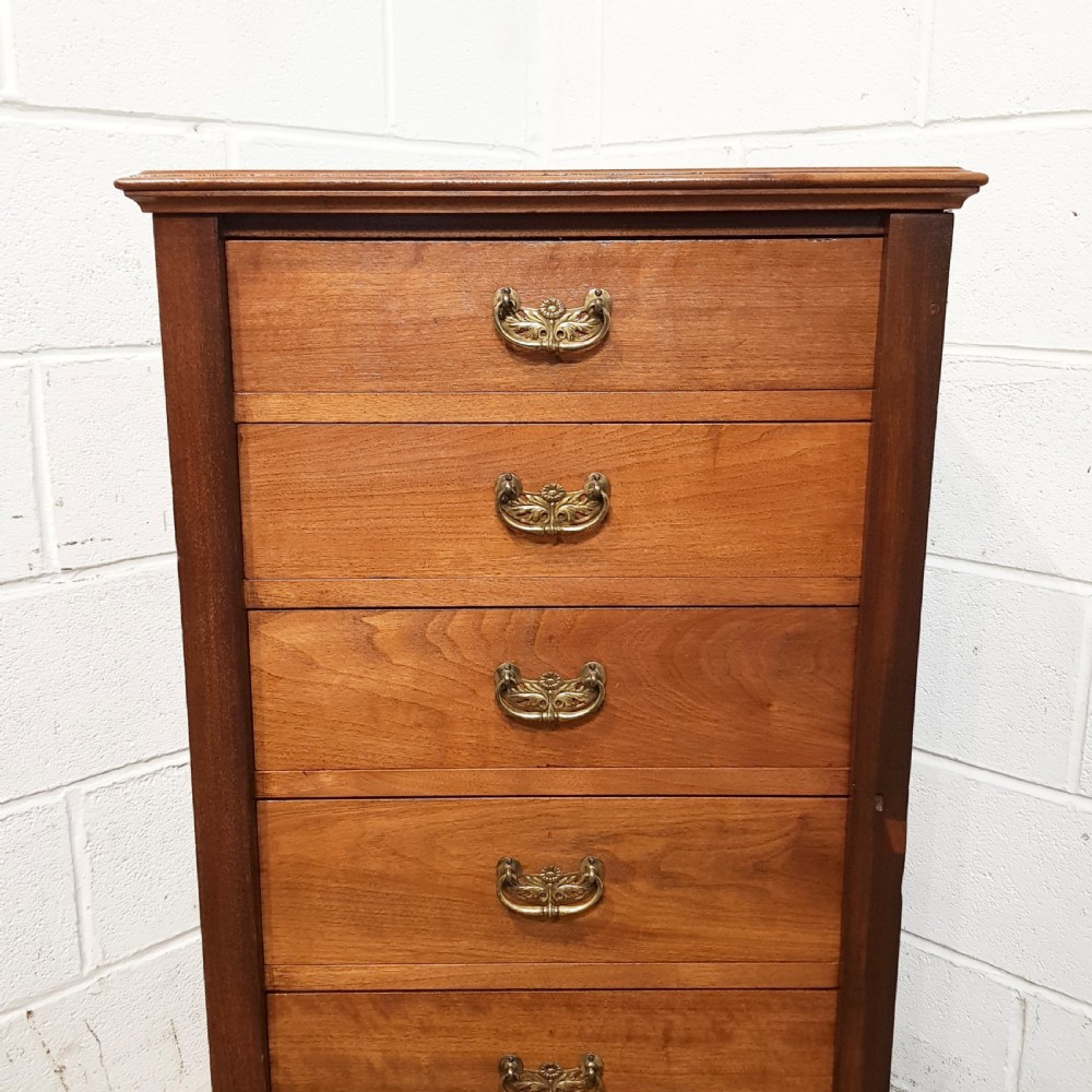 ANTIQUE LATE VICTORIAN MAHOGANY WELLINGTON CHEST OF DRAWERS C1890 View V
