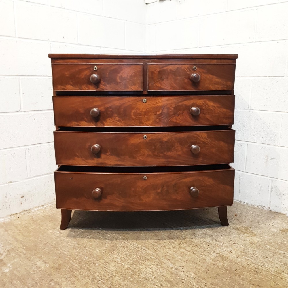 ANTIQUE MID  VICTORIAN MAHOGANY BOW FRONT CHEST OF DRAWERS C1860 View III