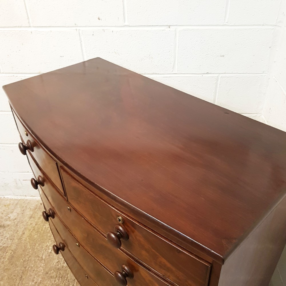 ANTIQUE MID  VICTORIAN MAHOGANY BOW FRONT CHEST OF DRAWERS C1860 View V