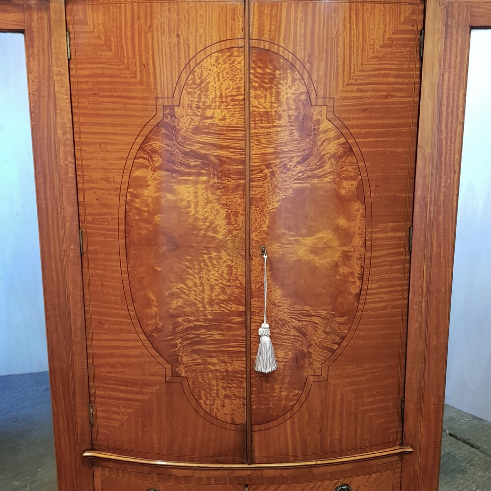 ANTIQUE VICTORIAN SATINWOOD TRIPLE WARDROBE COMPACTUM C1880 View IV