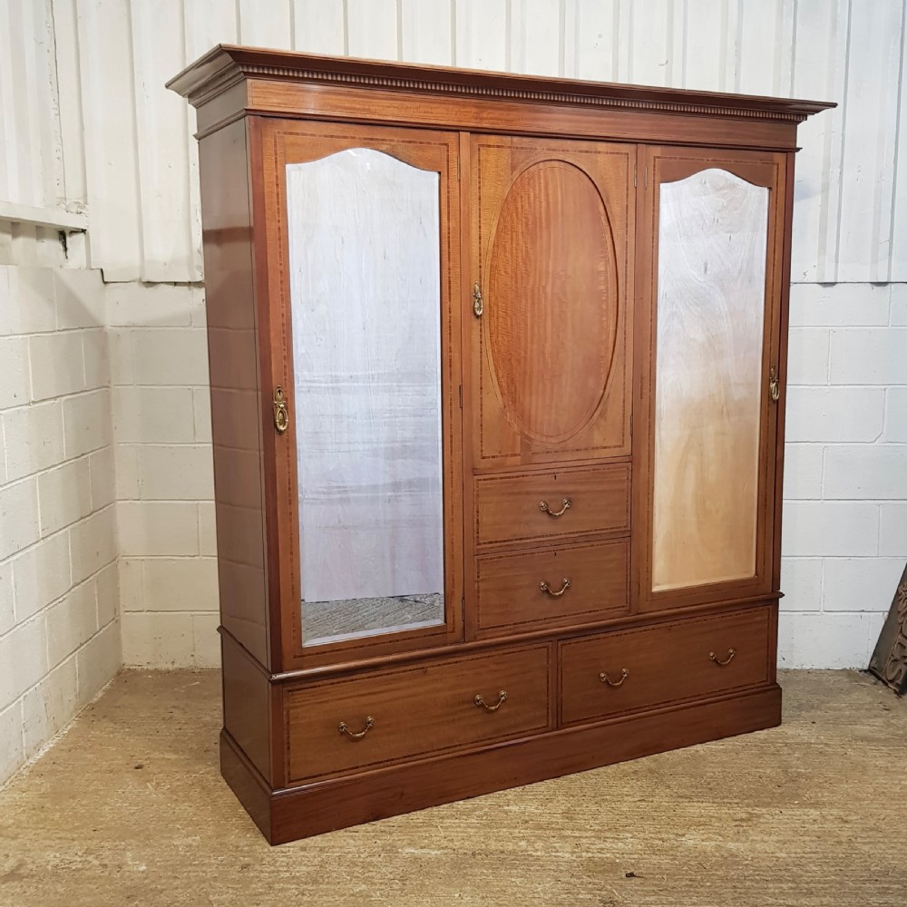 ANTIQUE LATE VICTORIAN MAHOGANY TRIPLE WARDROBE COMPACTUM C1890 View VI