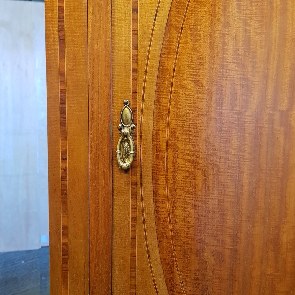 ANTIQUE LATE VICTORIAN MAHOGANY TRIPLE WARDROBE COMPACTUM C1890 View VIII