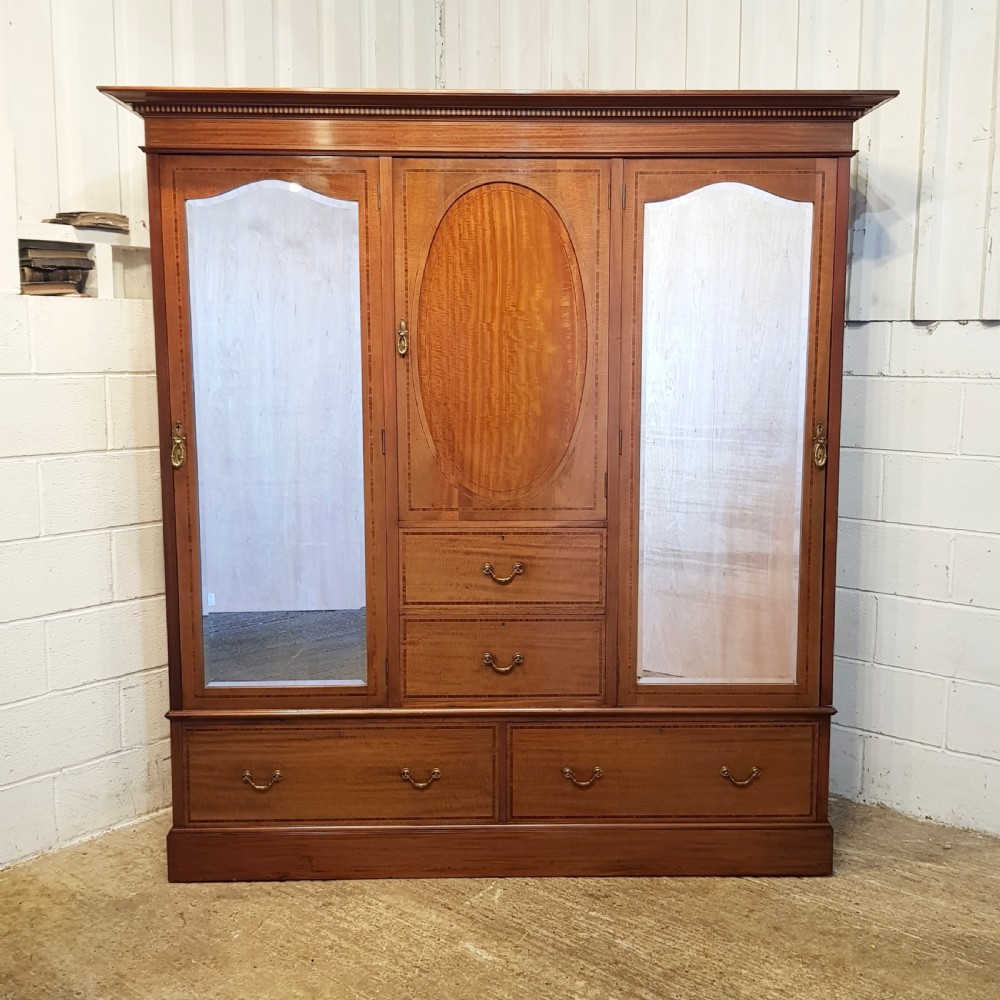 ANTIQUE LATE VICTORIAN MAHOGANY TRIPLE WARDROBE COMPACTUM C1890 View IX