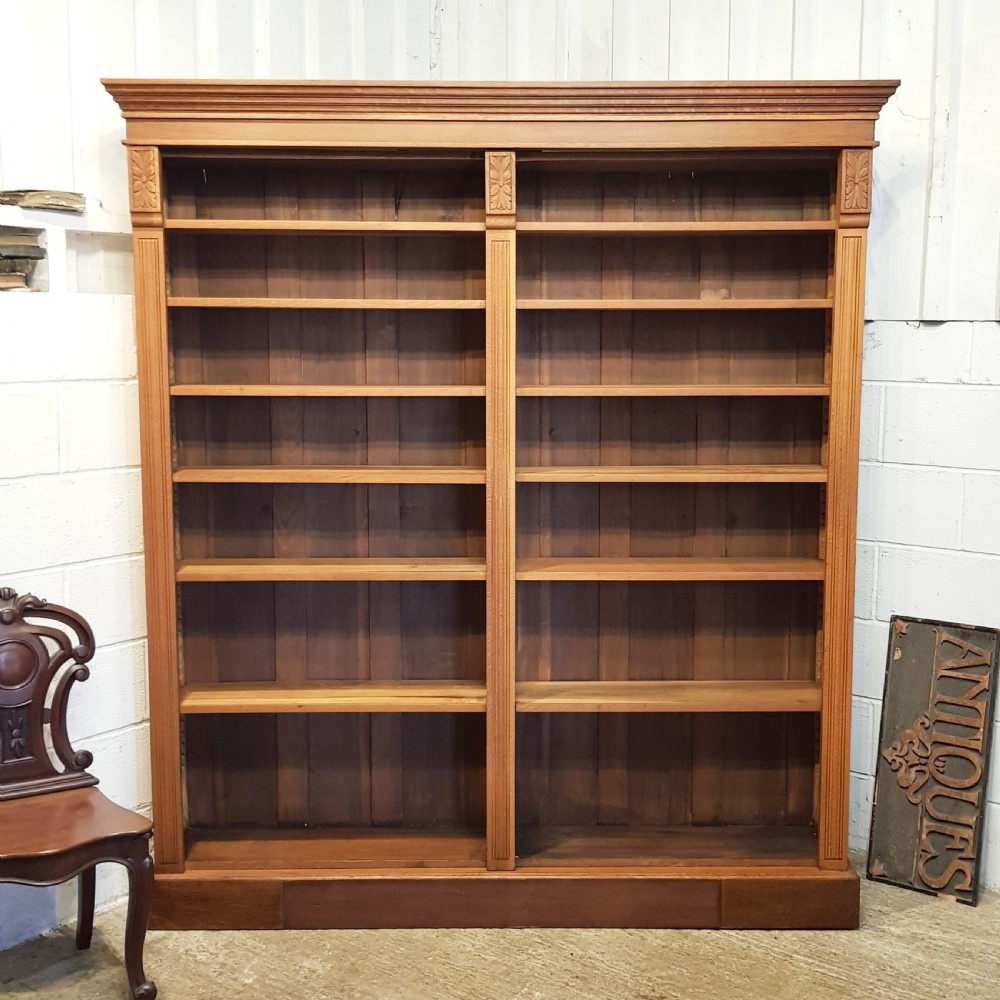 ANTIQUE LARGE ARTS & CRAFTS GOLDEN OAK OPEN BOOKCASE C1900