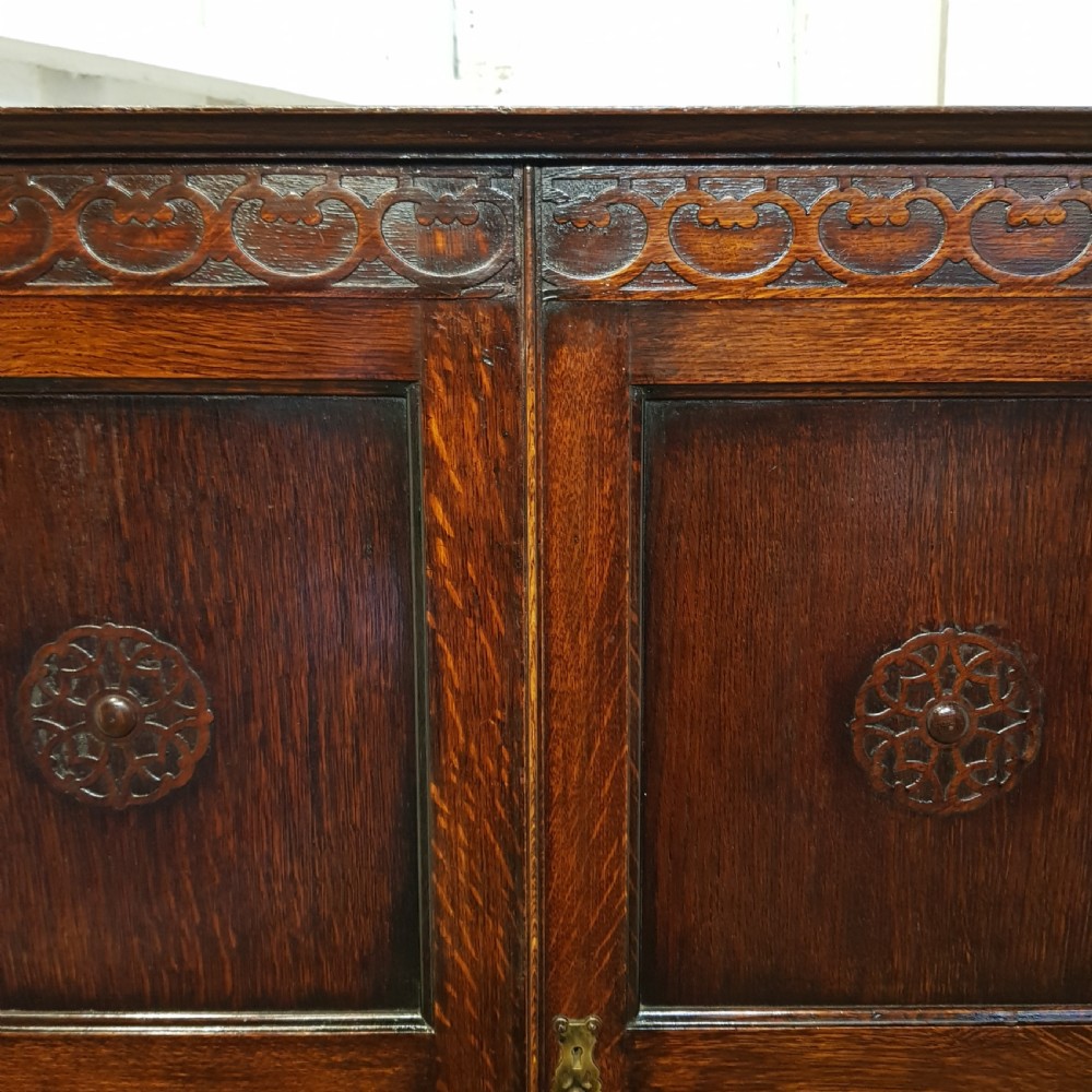 ANTIQUE SMALL CARVED OAK WARDROBE C1920 View VI