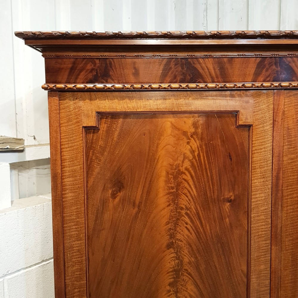 ANTIQUE EDWARDIAN CHIPPENDALE MAHOGANY TRIPLE WARDROBE C1900 View IX