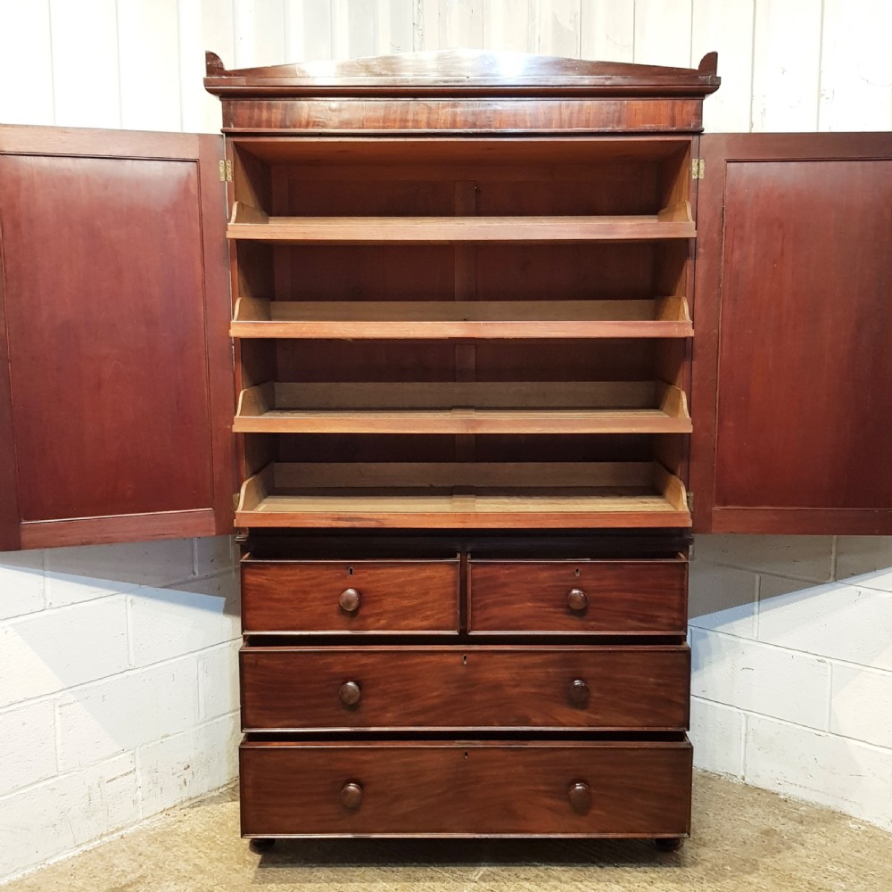 ANTIQUE WILLIAM 1V MAHOGANY  LINEN PRESS C1830 View IV