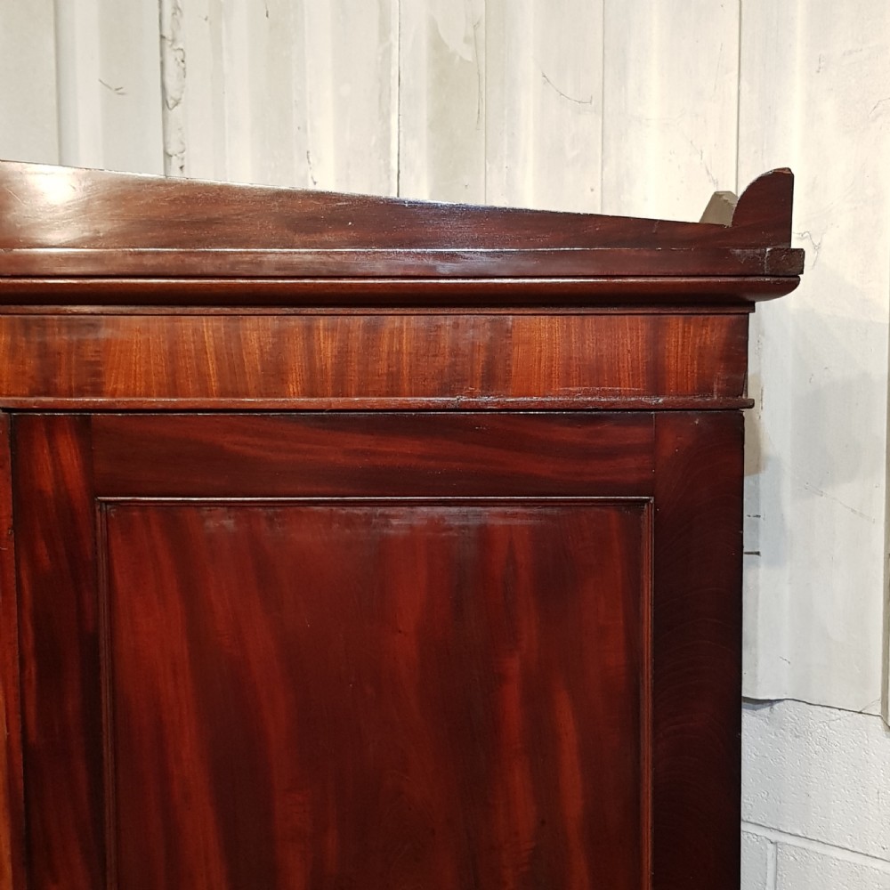 ANTIQUE WILLIAM 1V MAHOGANY  LINEN PRESS C1830 View V
