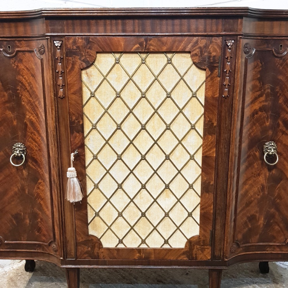 ANTIQUE MAHOGANY  CREDENZA SIDE CABINET C1920 View III