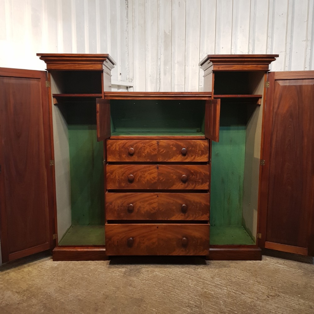 ANTIQUE VICTORIAN MAHOGANY SEBTRY BOX WARDROBE C1880 View II
