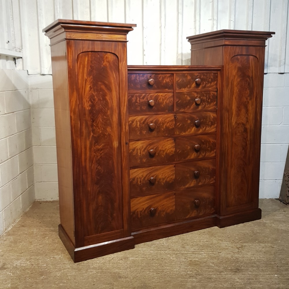 ANTIQUE VICTORIAN MAHOGANY SEBTRY BOX WARDROBE C1880 View III