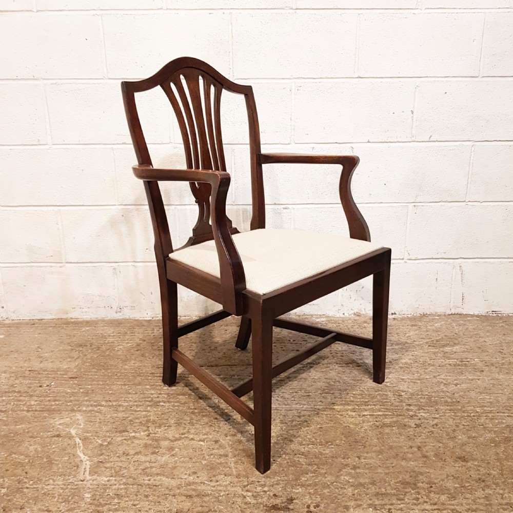 ANTIQUE 18TH CENTURY SET EIGHT MAHOGANY DINING CHAIRS C1780. View III