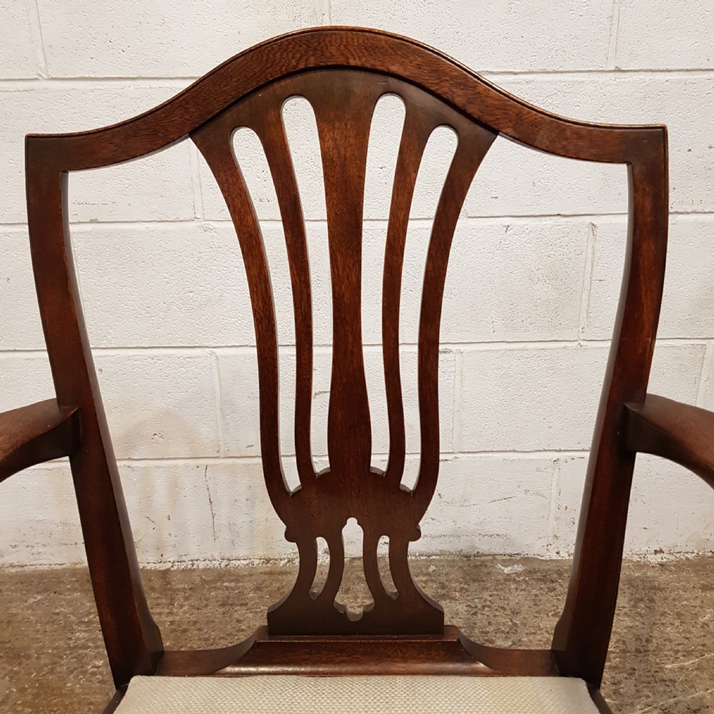 ANTIQUE 18TH CENTURY SET EIGHT MAHOGANY DINING CHAIRS C1780. View V