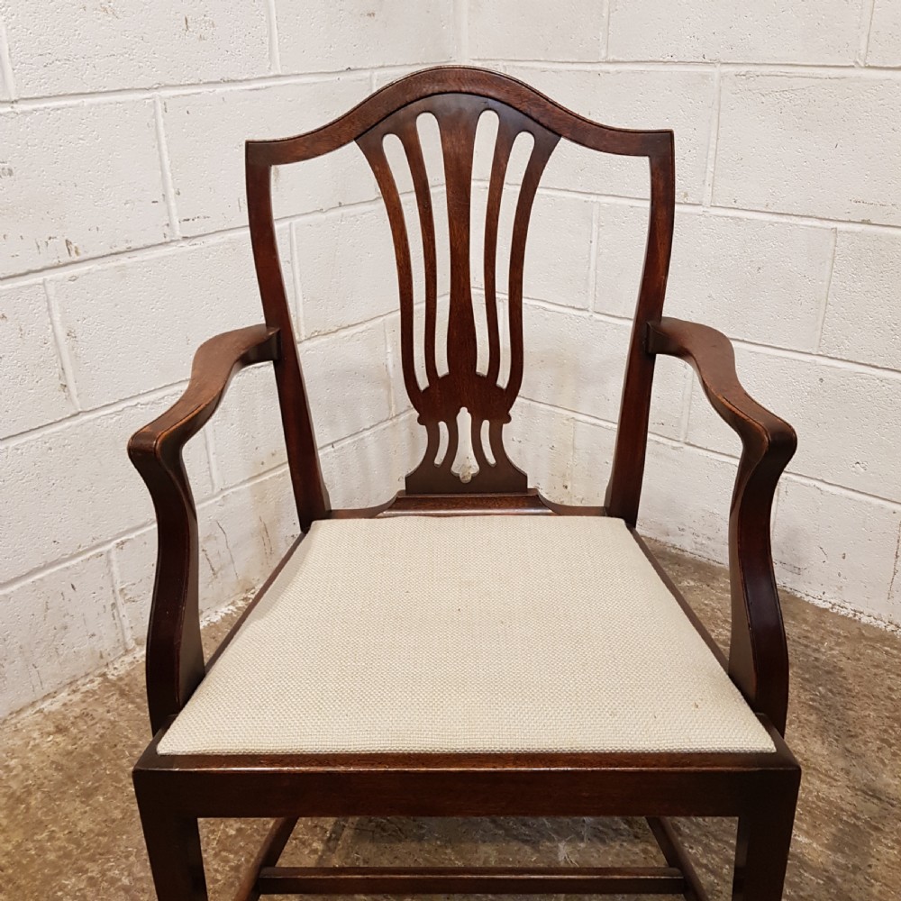 ANTIQUE 18TH CENTURY SET EIGHT MAHOGANY DINING CHAIRS C1780. View VII