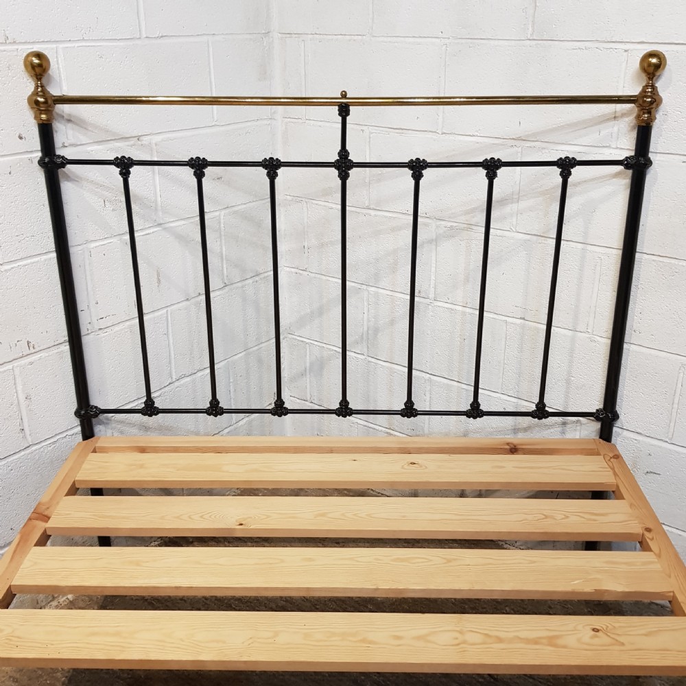 ANTIQUE VICTORIAN BRASS & IRON DOUBLE BED C1880 View XI
