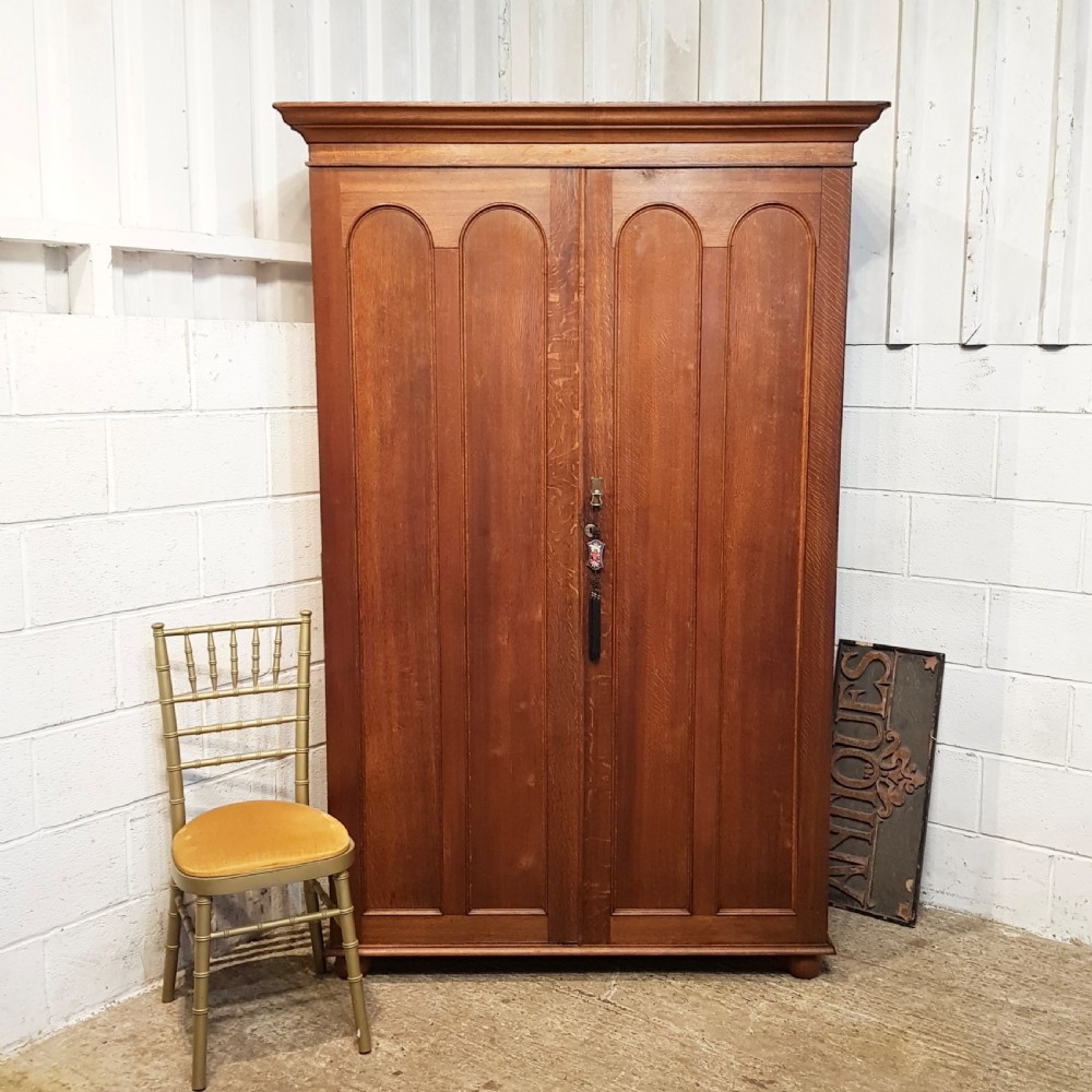 ANTIQUE VICTORIAN OAK DOUBLE WARDROBE C1880