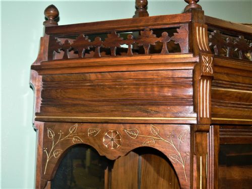 AN AESTHETIC PERIOD SIDE CABINET - ADDITIONAL PHOTO 12