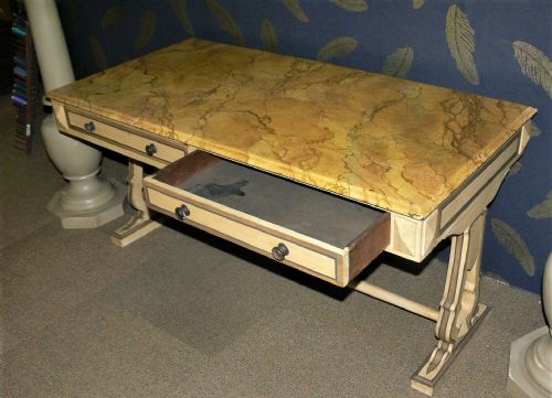 VICTORIAN SOFACOFFEE TABLE - ADDITIONAL PHOTO 3