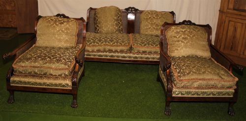A Quality Bergere Suite